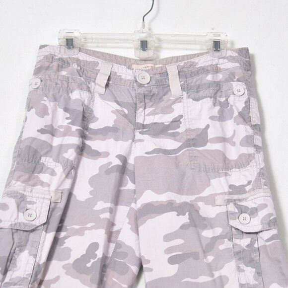 Natural Reflections Women's Camo Capri Pants Size 4 - Picture 2 of 6